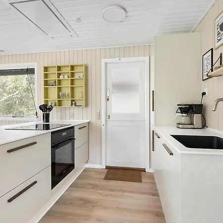1512-aakirkeby-bjaelkeasen-3 * Vester Somarken